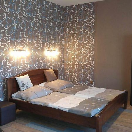 Hotel 264 lépés Vendégház Sárvár Esterno foto
