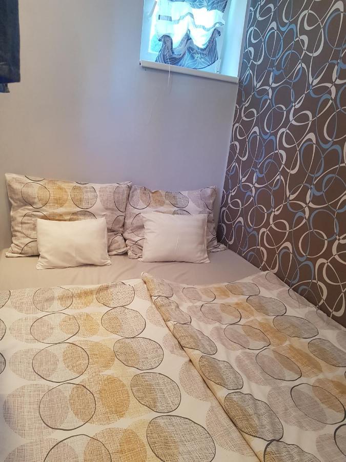 Hotel 264 lépés Vendégház Sárvár Esterno foto