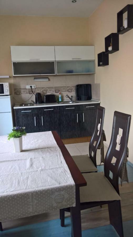 Hotel 264 lépés Vendégház Sárvár Esterno foto