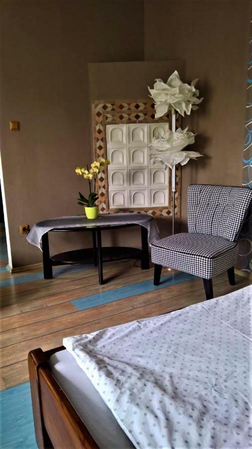 Hotel 264 lépés Vendégház Sárvár Esterno foto